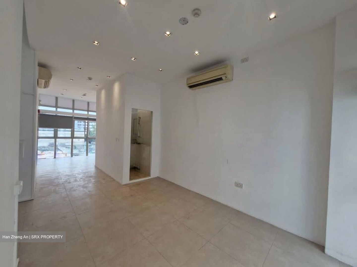 Serangoon Road (D8), Office #568274041